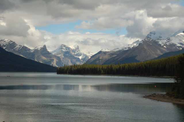 Maligne Lake
